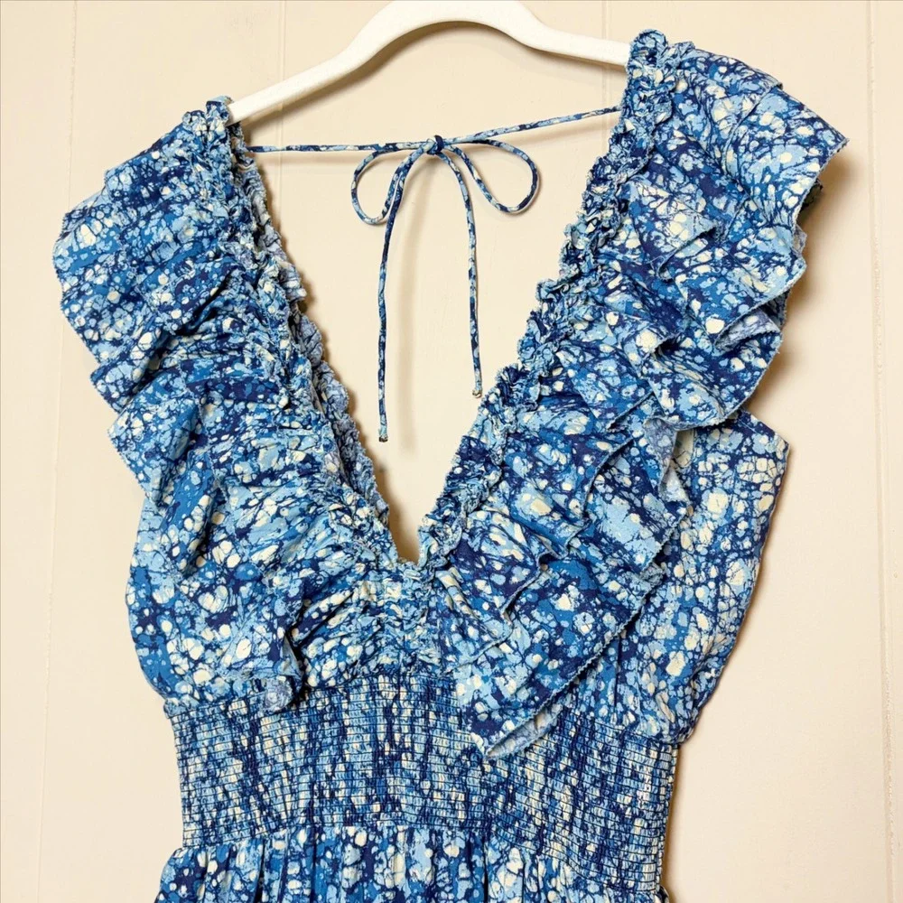 Love The Label Azalea Tiered Ruffle Midi Dress Large Blue Batik Floral Smocked